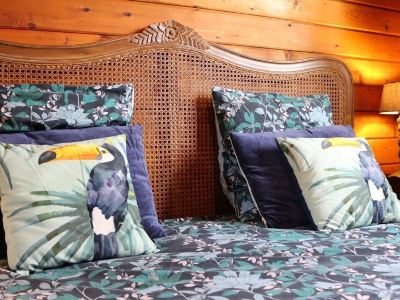 Le Petit Refuge: Cocon Douillet Pour 2, au Calme Dans la Forêt Piscine Partagée