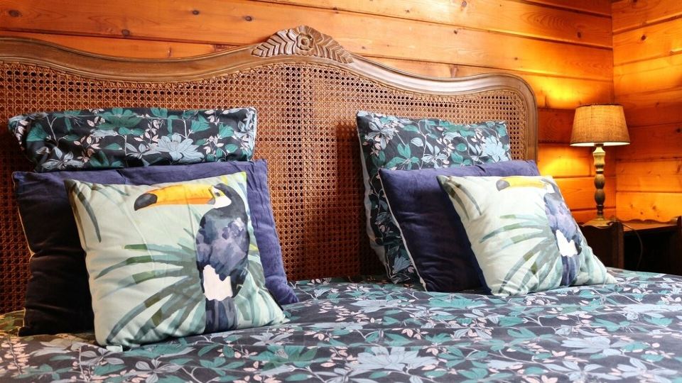 Le Petit Refuge: Cocon Douillet Pour 2, au Calme Dans la Forêt Piscine Partagée