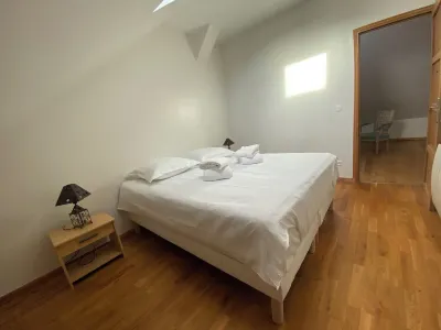 Duplex Plein de Charme Cap Pirate附近的飯店