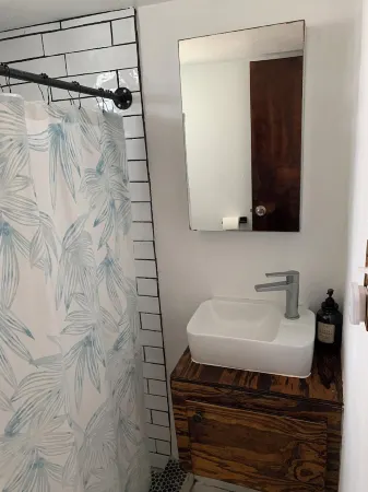 Surfers/backpackers Paradise