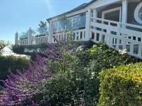 Lovely 1-bedroom Laguna Beach Suite, just a short stroll to Crescent Bay