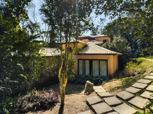 Obra-prima Arquitetônica na Granja Viana