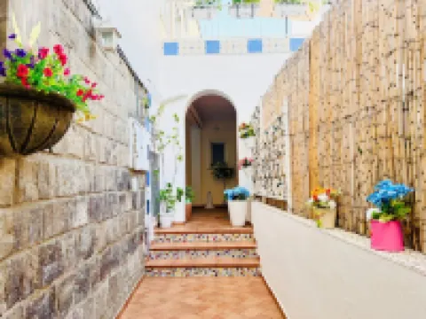 Marisabella Luxury Home