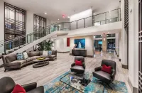 Modern Luxury Retreat - Walk to South Coast Plaza & Arts in Costa Mesa