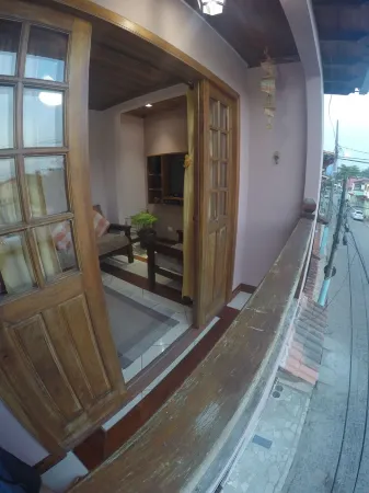 House 5 min. from the historical center of Paraty Отели рядом с достопримечательностью «Centro Cultural SESC Paraty»