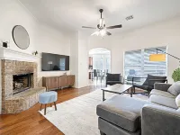 HotTub, GameRoom, 20Min to Dickies Arena, Firepit!!!!!! Hotels in Burleson