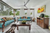 apartment in a quiet area with access to the beach