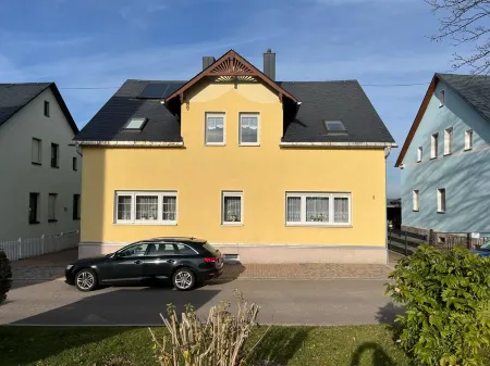 Modern and comfortably furnished new vacation apartment for 2 persons + infant Отели рядом с достопримечательностью «Talsperre Eibenstock»