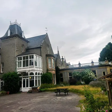Cluny Hill Hotel