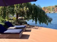 Endless Mountains Luxury on Harvey's Lake 하비스 레이크 호텔