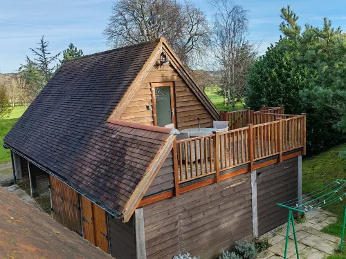Hayne Barn Estate - Private Estate : 6 Eco Lodges - 1 Studio Hotels in Hythe