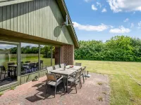 "Arlin" - 380m to the Fjord Hotels in Vemb