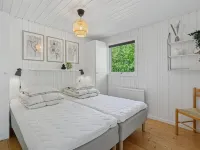 "Conradine" - 600m from the sea