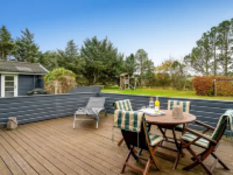 "Tammo" - 1.1km from the sea