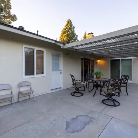 @ Marbella Lane - Charming 4BR Bungalo for Relaxing Retreat