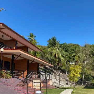 24/7 Lantawan Resort