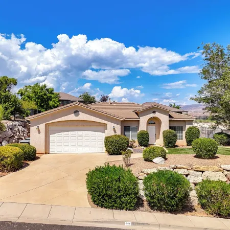 Home w/ Game Room: Near Zion National Park!