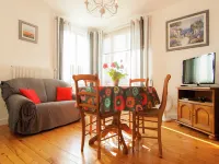 Cozy Garden Retreat Malemort Hotels in Malemort