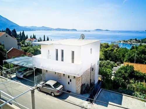Apartments Grljević - One Bedroom Apartment with Balcony and Sea View (A4) - WiFi