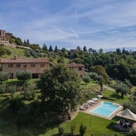 Villa in Umbria with Saltwater Pool