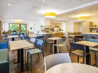 格勒諾布爾沃雷普宜必思快捷酒店 - 早餐