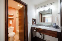 District Hotel by OYO Portland Convention Center