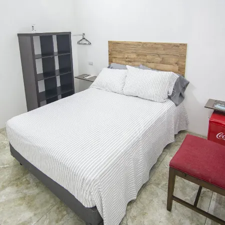 OYO Hotel Plaza Las Torres, Cabo San Lucas