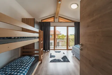 Chalet Kuhglockerl: space for 6+2 with summer pool, whirlpool and sauna Отели в г. Инцелль