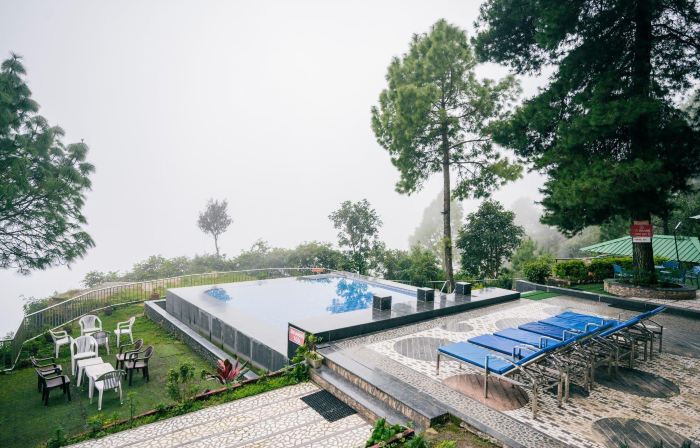 Blue Pine Resort