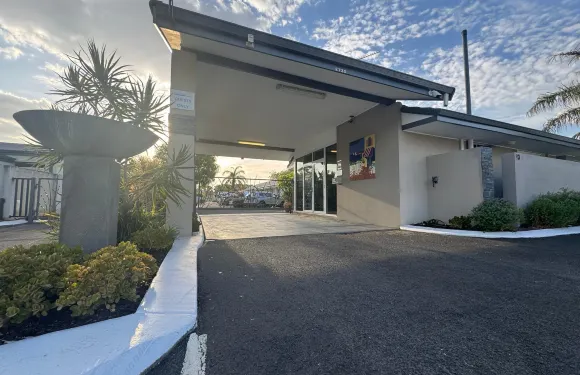 加萊街汽車旅館和別墅