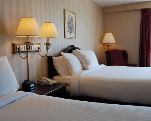 Kirkwood Inn Hotels in Mason