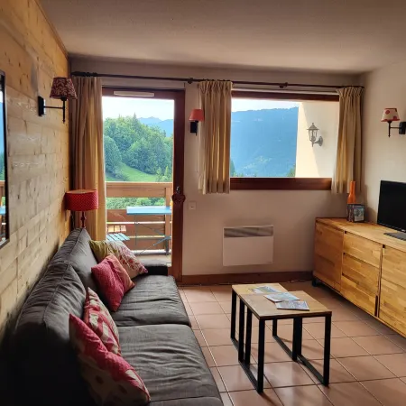 Apartment in Morillon with mountain views