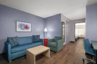 جارنر هوتل بادوكا ويست باي آيتش جي