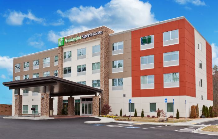 Holiday Inn Express & Suites CARTERSVILLE by IHG