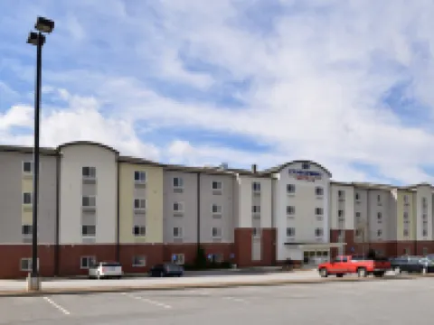 แคนเดิลวูด สวีทส์ เอเธนส์ บาย IHG โรงแรมในเอเธนส์