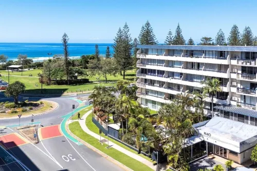 Hi Ho Beach Apartments on Broadbeach