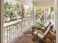 The Reef House Adults Retreat - Sea View