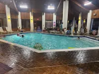 Baymont by Wyndham Anderson - Pools