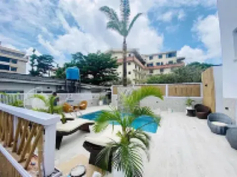 1677 메이페어 아파트먼트