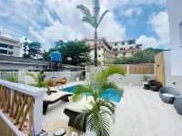 1677 Mayfair Apartment