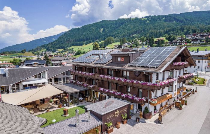 Hotel Alpenstolz