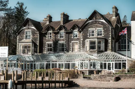 Lakeside Hotel and Spa