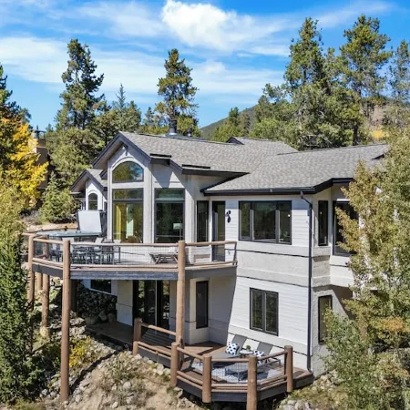 Luxury Keystone Riverfront House w/ Hot Tub, Mountain Views, Golf & Ski Access