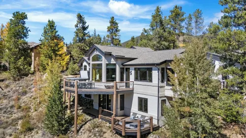 Luxury Keystone Riverfront House w/ Hot Tub, Mountain Views, Golf & Ski Access