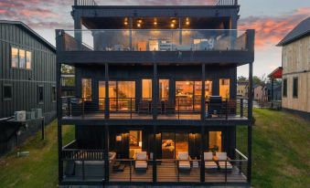 The Back Nine Retreat by AvantStay Private Golf Sim, Firepit & Mountain Views Near Dollywood