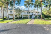 Cassine Gardens 273- Kwitcherbeachin'