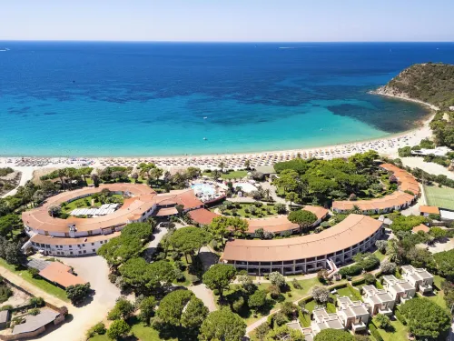 Cormoran Resort Villasimius - parking