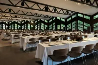 Hagastrand, Autograph Collection