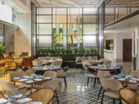 ヨギエグゼクティブ、ナビムンバイ テインのホテル