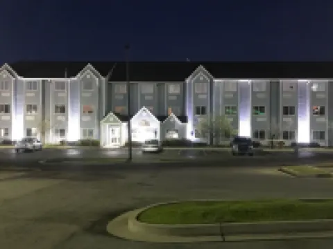 Microtel Inn & Suites by Wyndham Meridian